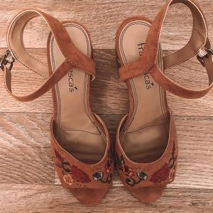 Francesca Stylish Heels